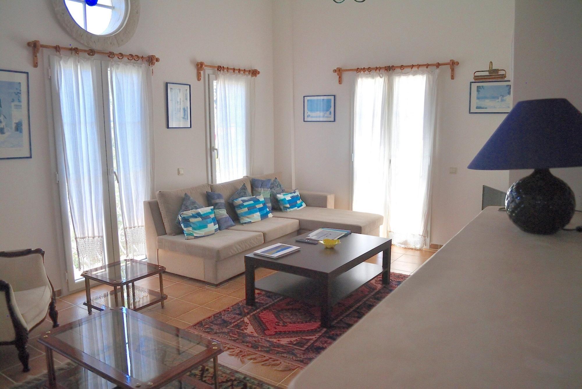 Hotel Dionysia كالكان المظهر الخارجي الصورة